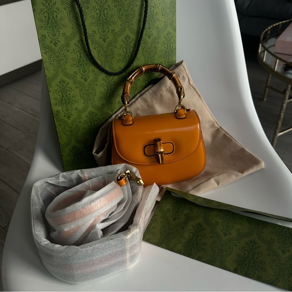 GUCCI BAMBOO 1947 MINI TOP HANDLE
BAG - Picture 16 of 16